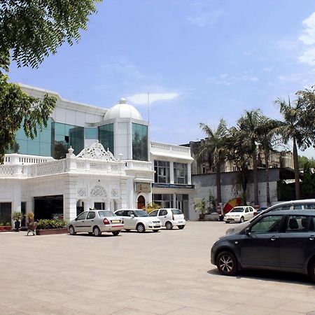 לקנאו Hotel Deep Palace מראה חיצוני תמונה