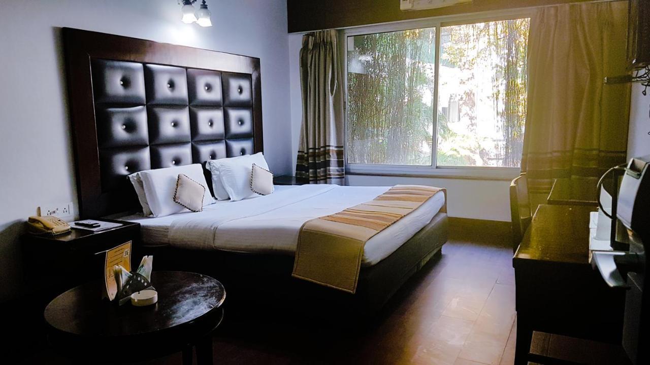לקנאו Hotel Deep Palace מראה חיצוני תמונה